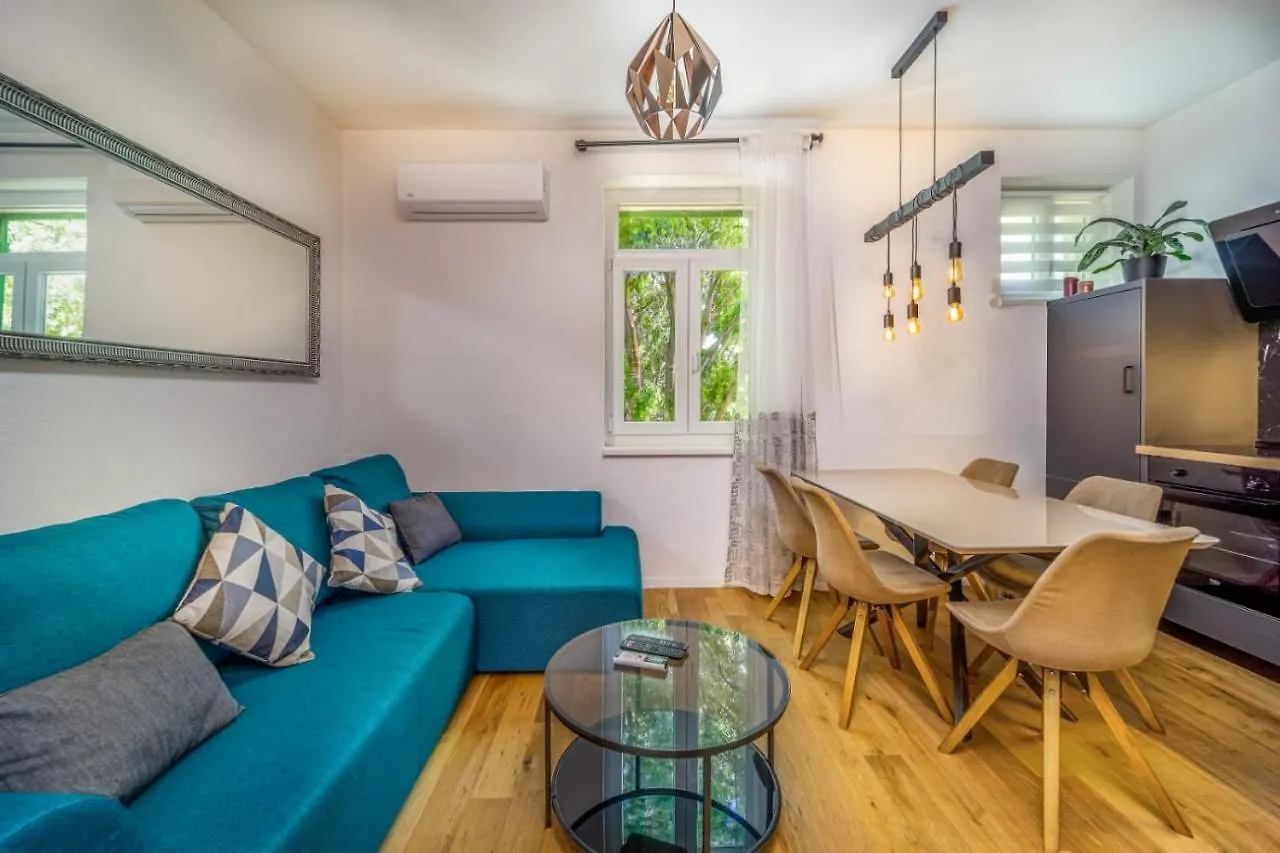Apartman Letifico Split 0*,